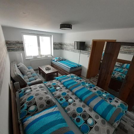Apartman S Privatni Virivkou Bzenec Luaran gambar